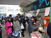 人気の模擬店