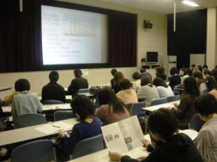 �o�s�`����̗l�q