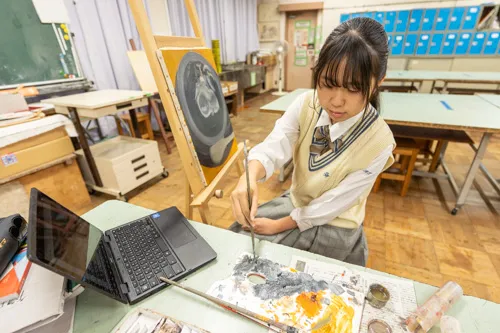 美術工芸部