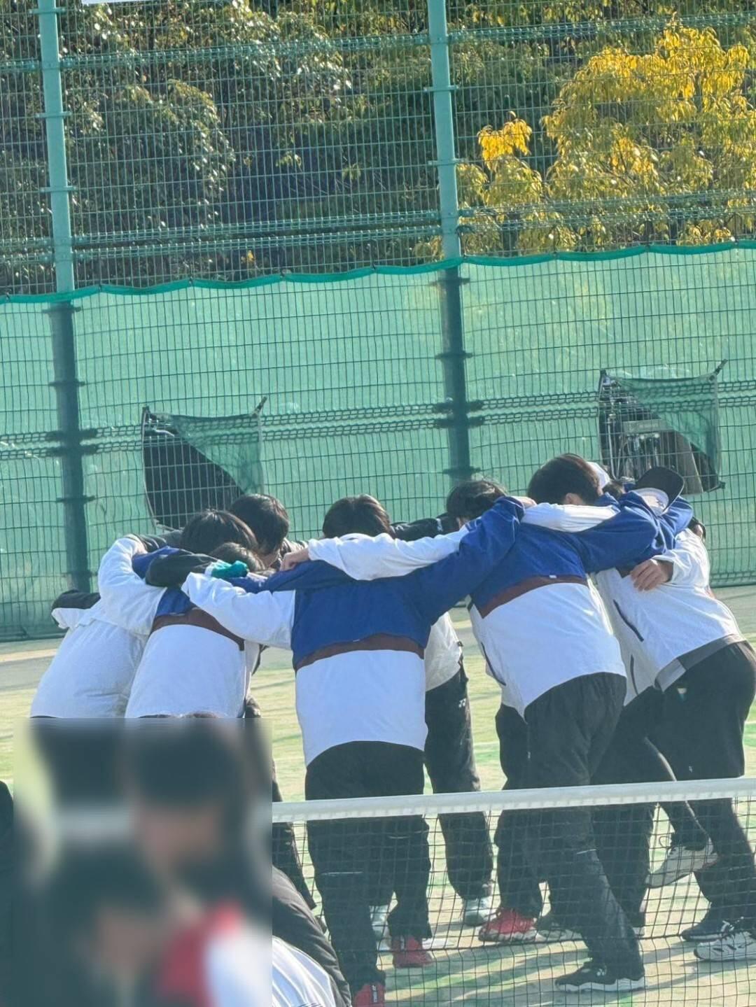 男子硬式テニス部