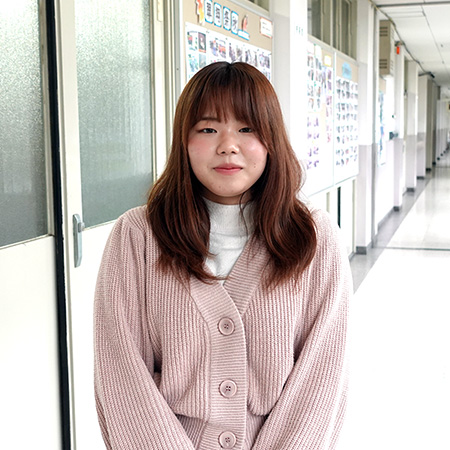下田沙綾さんの写真